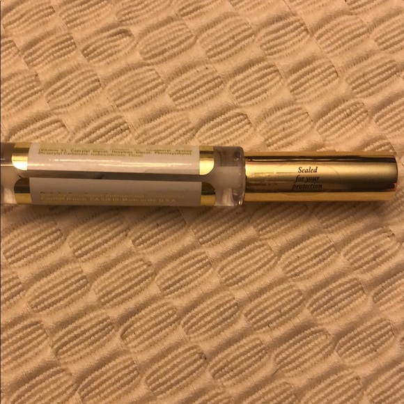 LipSense Ooops! Remover - Picture 3 of 3